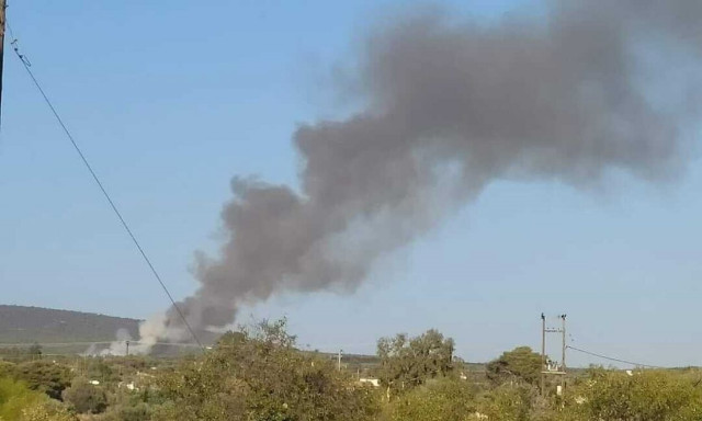 Φωτιά στο Λουτράκι - Μεγάλη κινητοποίηση της Πυροσβεστικής