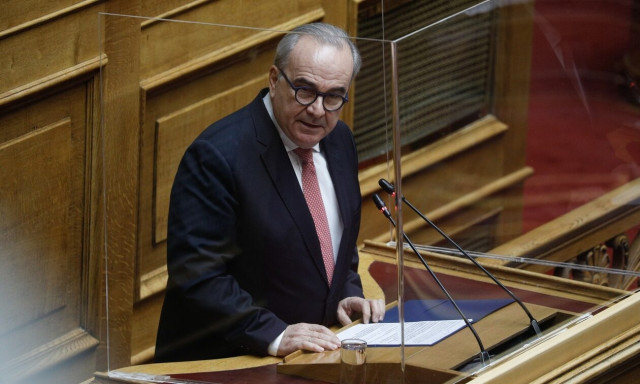 Παπαθανάσης: Τον Αύγουστο διπλό αίτημα για δάνεια 5 δισ. και αναθεώρηση Ταμείου Ανάκαμψης