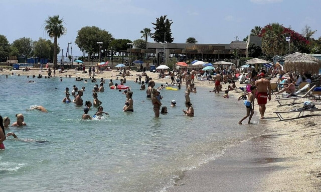 Καιρός: «Ύπουλος και επικίνδυνος ο καύσωνας» - Προειδοποίηση Κολυδά για έκτακτο της ΕΜΥ