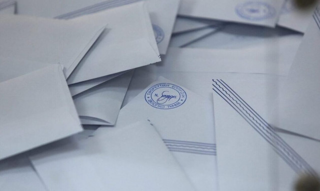 Ψήφος αποδήμων: Σε δημόσια διαβούλευση το νομοσχέδιο - Προς ψήφιση μέχρι τα τέλη του μήνα