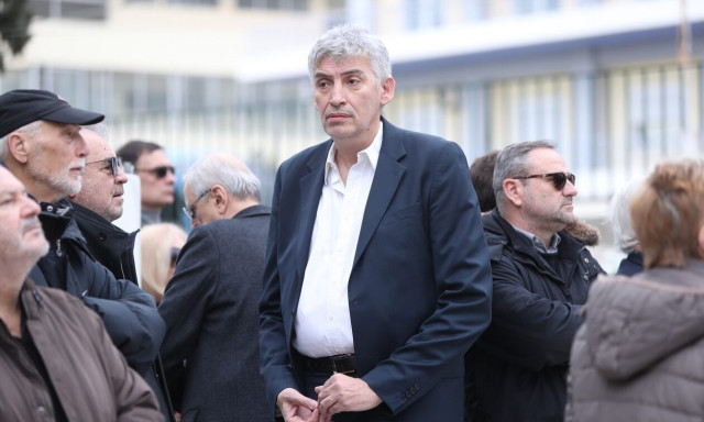 ΕΟΚ: Επιστολή Φασούλα σε Λιόλιο - «Έχετε δημιουργήσει προσωπικό δημοσιογραφικό στρατό;»