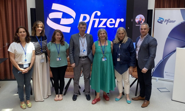 Pfizer Hellas: Σειρά δράσεων με αφορμή την Παγκόσμια Ημέρα Προσφύγων