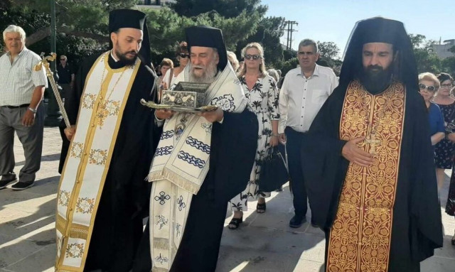 Στην Κάρυστο τα Ιερά Λείψανα των Αγίων Ραφαήλ Νικολάου και Ειρήνης