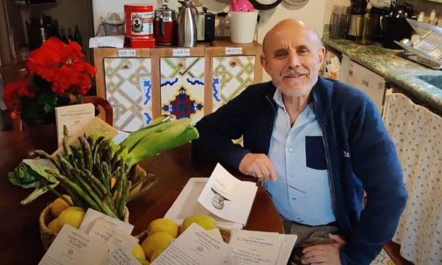 Η ιστορία διάσημου Ιταλού ηθοποιού που διαμένει και… «εργάζεται» σε ταβέρνα της Καρπάθου