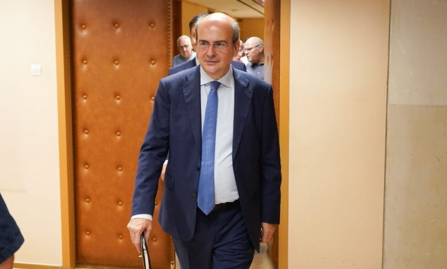 Χατζηδάκης: Η επιτυχία της έκδοσης 15ετούς ομολόγου πιστοποιεί την έλευση της επενδυτικής βαθμίδας