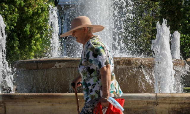 Καιρός - Καύσωνας Κλέων: Νέο έκτακτο δελτίο από την ΕΜΥ