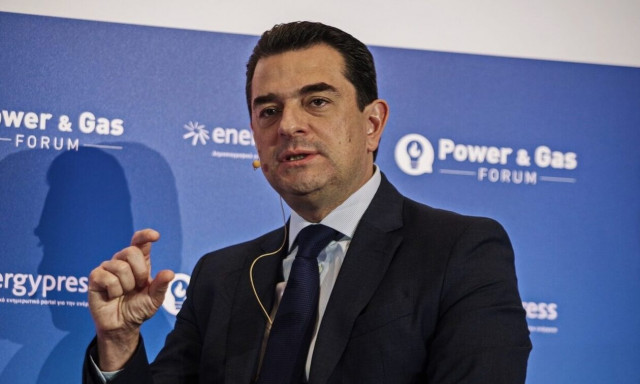 Κώστας Σκρέκας: Είμαστε σε συνεννόηση να ανοίξουν τα καταστήματα την άλλη Κυριακή