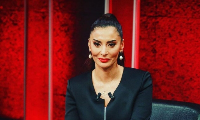 Χαντέ Φιράτ: Η Τουρκάλα που έλεγε «μην ξοδέψετε χρήματα στους Έλληνες» έβγαλε σέλφι με Μητσοτάκη