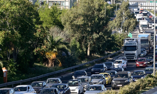 Κίνηση τώρα: Τροχαίο στον Κηφισό - Ουρές χιλιομέτρων στην άνοδο