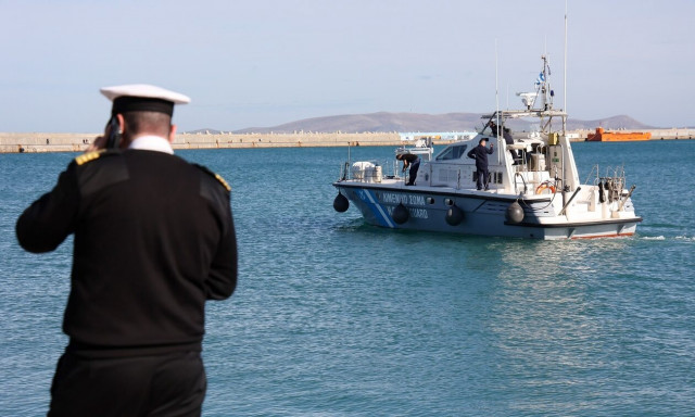 Επεισόδιο με διακινητή στην Κω - Καταδίωξη και προειδοποιητικές βολές από το Λιμενικό