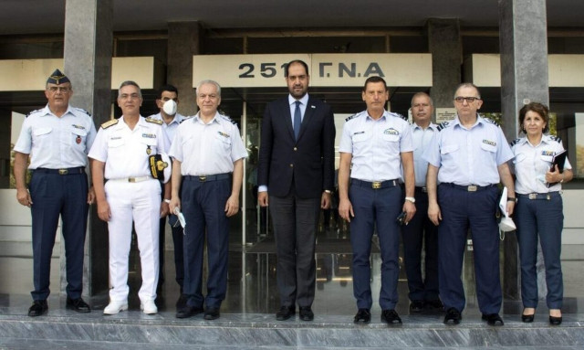 Επίσκεψη Ιωάννη Κεφαλογιάννη στο 251 ΓΝΑ και τη Σχολή Ικάρων