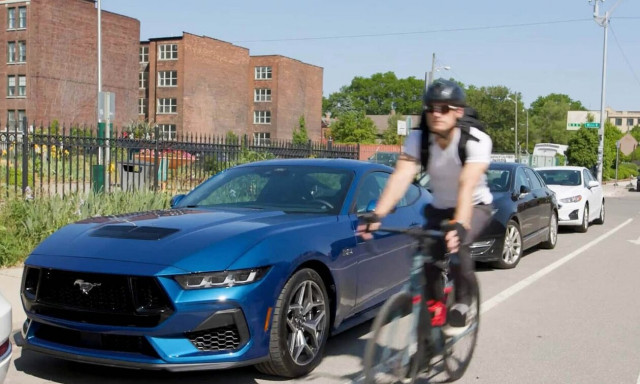 Ποιο σπορ μοντέλο έχει το καλύτερο σύστημα προστασίας για πεζούς και ποδηλάτες;