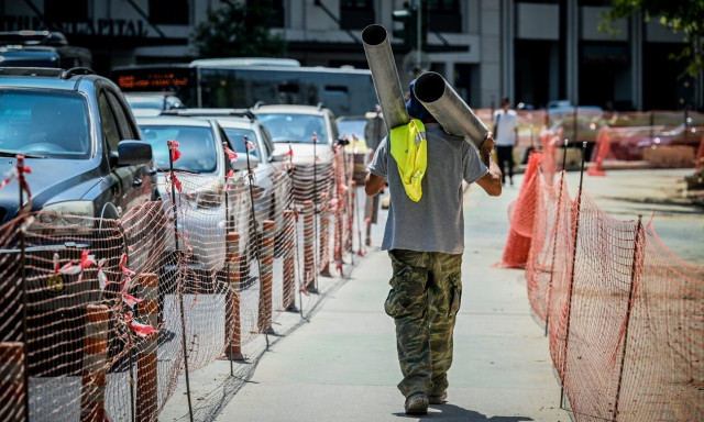 Καύσωνας Κλέων: Έκτακτα μέτρα και σήμερα για εργαζομένους σε ιδιωτικό και δημόσιο - Τι ισχύει
