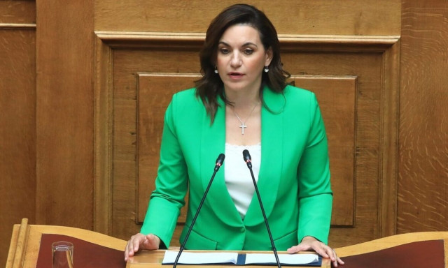 Kefalogianni places emphasis on sustainability of Greek tourism