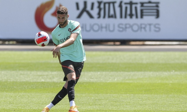 Μεταγραφές, Ολυμπιακός: Στο «στόχαστρο» ο Ντουάρτε για την άμυνα (vid)