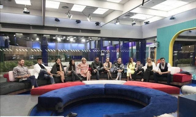 Big Brother: Διάσημος τερματοφύλακας «μαρκάρει» ερωτικά πρώην εντυπωσιακή παίκτρια (pics+vids)