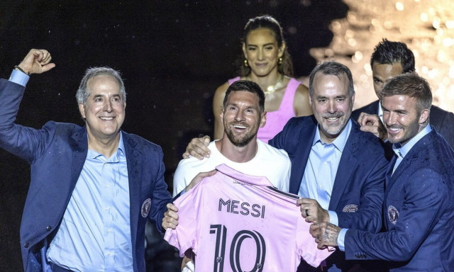 Λιονέλ Μέσι: Σείστηκε το Μαϊάμι από την παρουσίασή του - Τον υποδέχθηκε ο Μπέκαμ (pics+vids)