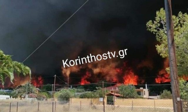 Φωτιά στο Λουτράκι: Εκκενώθηκε η αθλητική κατασκήνωση Sport Camp