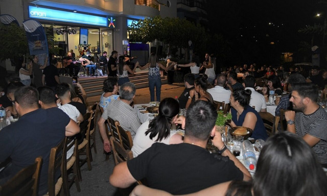 Κρητικό FREEWIN γλέντι στα Ανώγεια