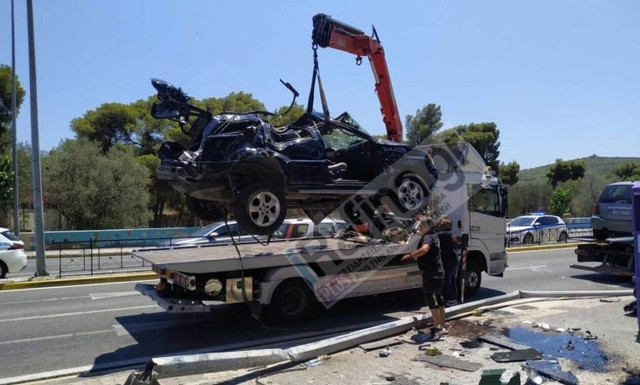 Ραφήνα: Υποπλοίαρχος του Πολεμικού Ναυτικού ο νεκρός στο τροχαίο στη Μαραθώνος –Χαροπαλεύει ο ναύτης