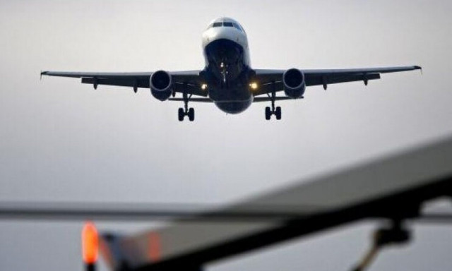 Κύπρος: Συναγερμός στο αεροδρόμιο Λάρνακας – Έσπασαν ελαστικά αεροσκάφους κατά την προσγείωση