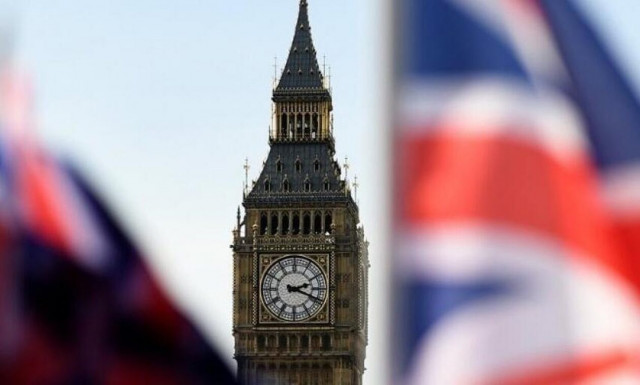 Ταξιδιωτική προειδοποίηση Foreign Office για τον καύσωνα σε Ελλάδα και Ευρώπη