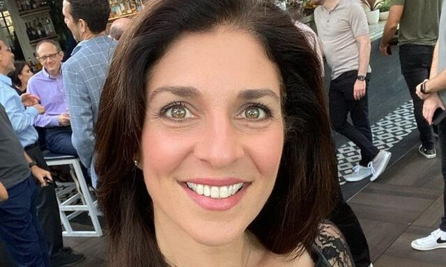 Ευτυχία Μέλη: «Κάηκε το σπίτι του ξαδέλφου μου, κάηκαν ζώα, η καταστροφή είναι μεγάλη»