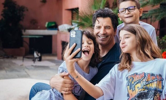 Σάκης Ρουβάς: Viral στο Tik Tok το βίντεο με την κόρη του - Έχει σχεδόν 3 εκατομμύρια προβολές