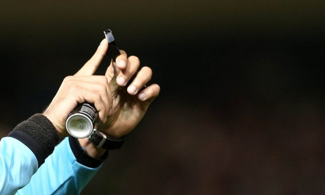 Διαιτησία: Εκτός πινάκων Καραντώνης, Αγγελάκης, Τζοβάρας