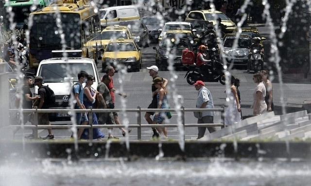 Οδηγίες της Πολιτικής Προστασίας για τον καύσωνα: Τι πρέπει να προσέχουν οι πολίτες