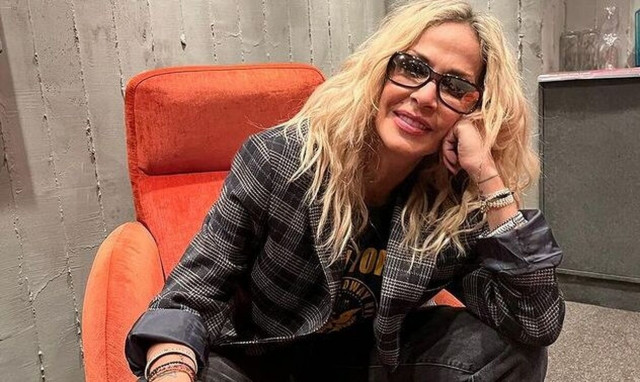 Άννα Βίσση: Με τη σημαία της Κύπρου για τα 49 χρόνια από την τουρκική εισβολή - «Δεν ξεχάστηκε ποτέ»