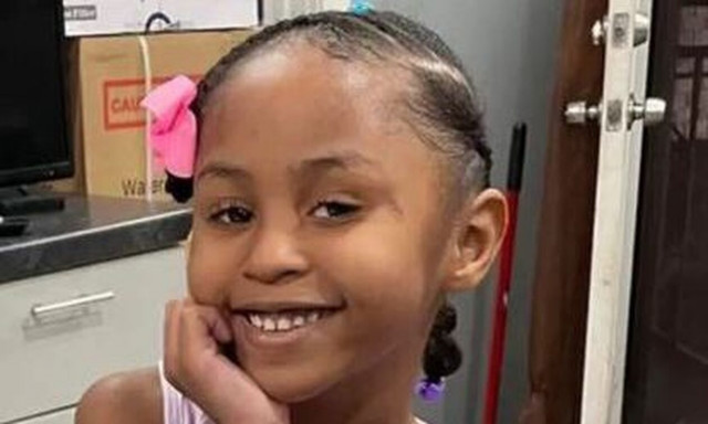 Φρίκη στο Σικάγο: Παππούδες μαστίγωσαν μέχρι θανάτου την 5χρονη εγγονή τους επειδή «λερώθηκε»