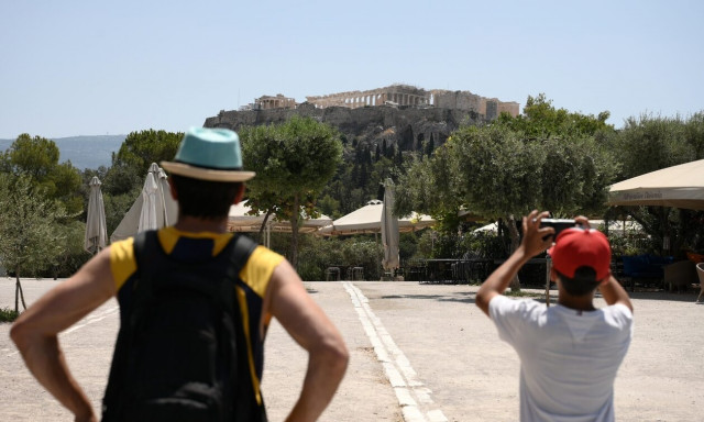 Καιρός: «Ο χειρότερος καύσωνας από το 1987» - 45άρια την Κυριακή - Πώς θα προφυλαχθούν οι πολίτες