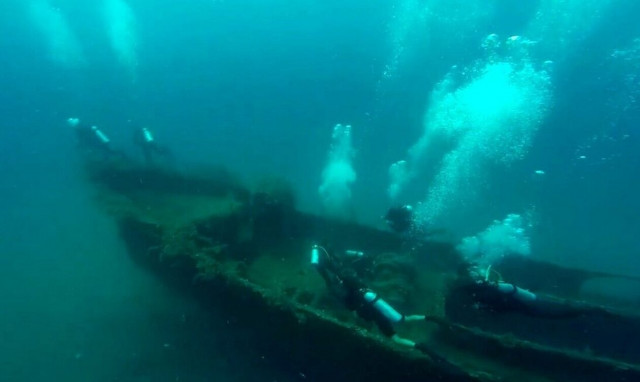Χαλκιδική: Το ναυάγιο «Μυτιλήνη» στον Όρμο Κύψας - Επισκέψιμο για καταδύσεις (vid)