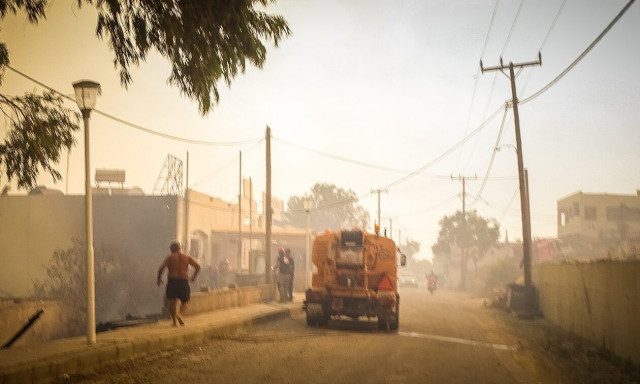 Φωτιά - Ρόδος: Εκκενώθηκε προληπτικά η μονή Θάρρι