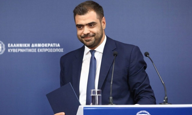 Marinakis: fire-stricken will have the government's support