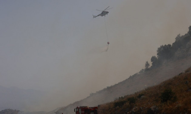 Φωτιά στην Κέρκυρα: Καλύτερη η εικόνα στα μέτωπα - Επιστρέφουν στα ξενοδοχεία τους οι τουρίστες