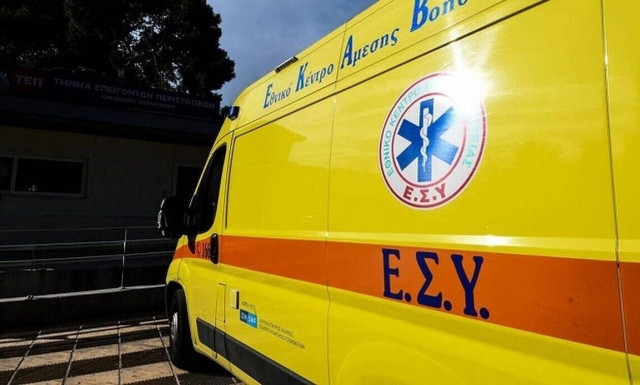 Χαλκιδική: ΙΧ συγκρούστηκε με φορτηγό και αυτό παρέσυρε οδηγό τρίτου οχήματος - Νεκρός 49χρονος