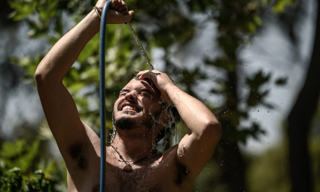 Καιρός - Σάκης Αρναούτογλου: Έρχεται η πιο δύσκολη μέρα του καύσωνα