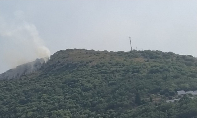 Φωτιά στην Κέρκυρα: Στο Βιγλατούρι, το μόνο ενεργό μέτωπο – Καίει σε δύσβατα σημείο