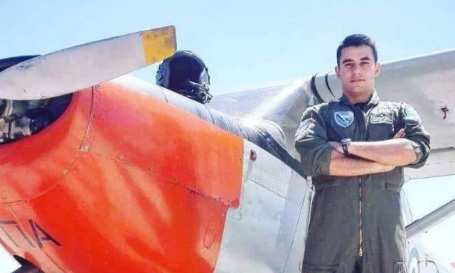 Πτώση Canadair στην Κάρυστο: Την Πέμπτη η κηδεία του Ανθυποσμηναγού Περικλή Στεφανίδη