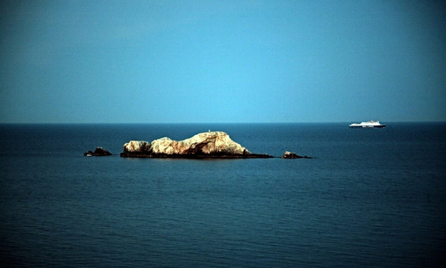 Νότια Εύβοια: Ακυβέρνητο πλοίο νότια του Στενού Καφηρέα λόγω μηχανικής βλάβης