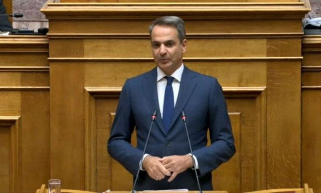 Μητσοτάκης: Δίνουμε έναν μισθό επιπλέον για κάθε δημόσιο υπάλληλο