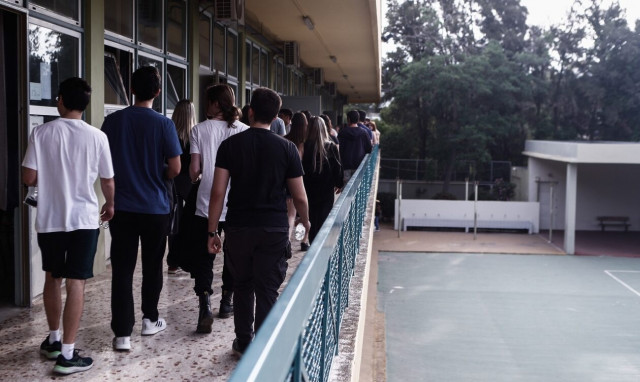 Πανελλήνιες 2023: Άνοδος των βάσεων στις περιζήτητες σχολές