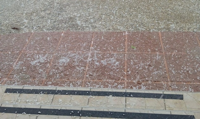 Καιρός: Βροχές και χαλάζι μετά τον καύσωνα - Πού εκδηλώνονται μπουρίνια