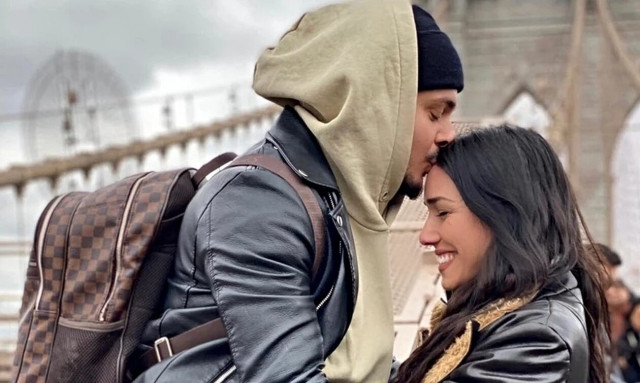 Ο Stan παντρεύεται την αγαπημένη του ύστερα από 4 χρόνια σχέσης