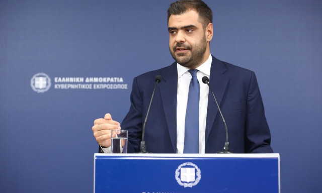 Live η ενημέρωση από τον κυβερνητικό εκπρόσωπο, Παύλο Μαρινάκη