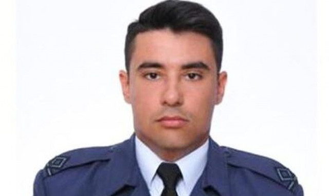 Πτώση Canadair στην Κάρυστο: Σήμερα το τελευταίο αντίο στον ανθυποσμηναγό Περικλή Στεφανίδη