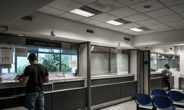 Περιθώριο 72 ωρών για το κλείσιμο εκκρεμοτήτων με την εφορία
