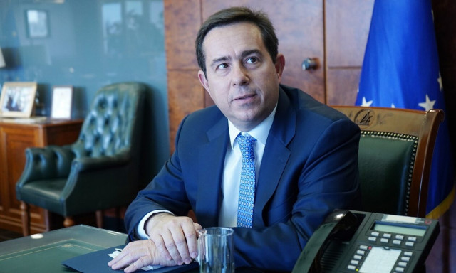 Νότης Μηταράκης: Οι εξηγήσεις που δεν έπεισαν, η παραίτηση και η αντίδραση των κομμάτων